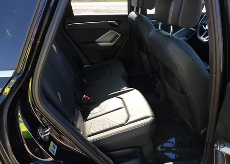 2021 Audi Q3 Premium 45 Tfsi S Line Quattro Tiptronic z USA, uszkodzony, nr VIN WA1DECF3XM1142050